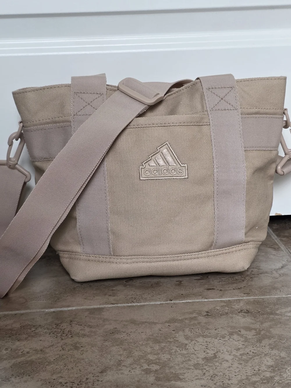 NWOT adidas Beige/Taupe Men's Crossbody Messenger Bag Unisex